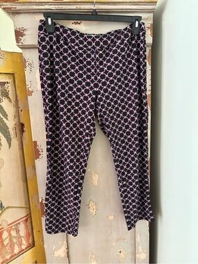 Women Black and lavender Geometric Print Leggings -  Jude  Connally